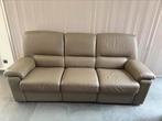 Lederen salon t&t design taupe  kleur met 2 relax zetels, Huis en Inrichting, Ophalen, Gebruikt
