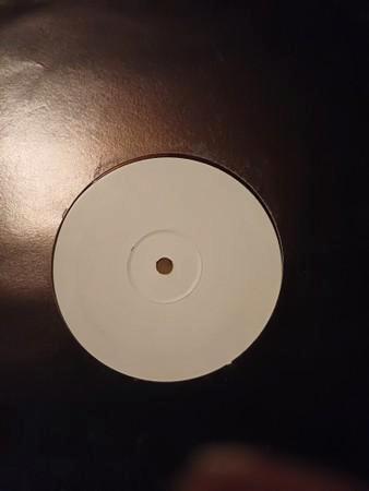 Carter & Weston – Shelf Life E.P. beschikbaar voor biedingen