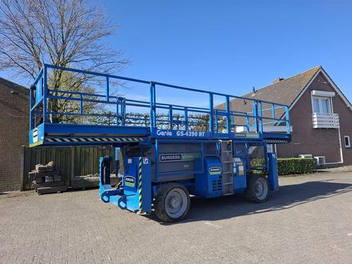Genie GS4390 RT, Zakelijke goederen, Machines en Bouw | Liften, Steigers en Ladders
