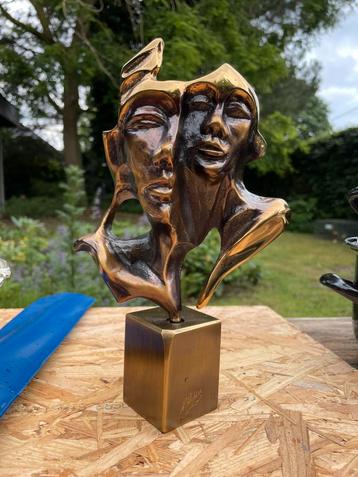 Bronzen beeld - R. Richèse beschikbaar voor biedingen