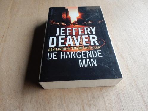 nr.70 - De hangende man - Jeffery Deaver - thriller, Livres, Thrillers, Enlèvement ou Envoi