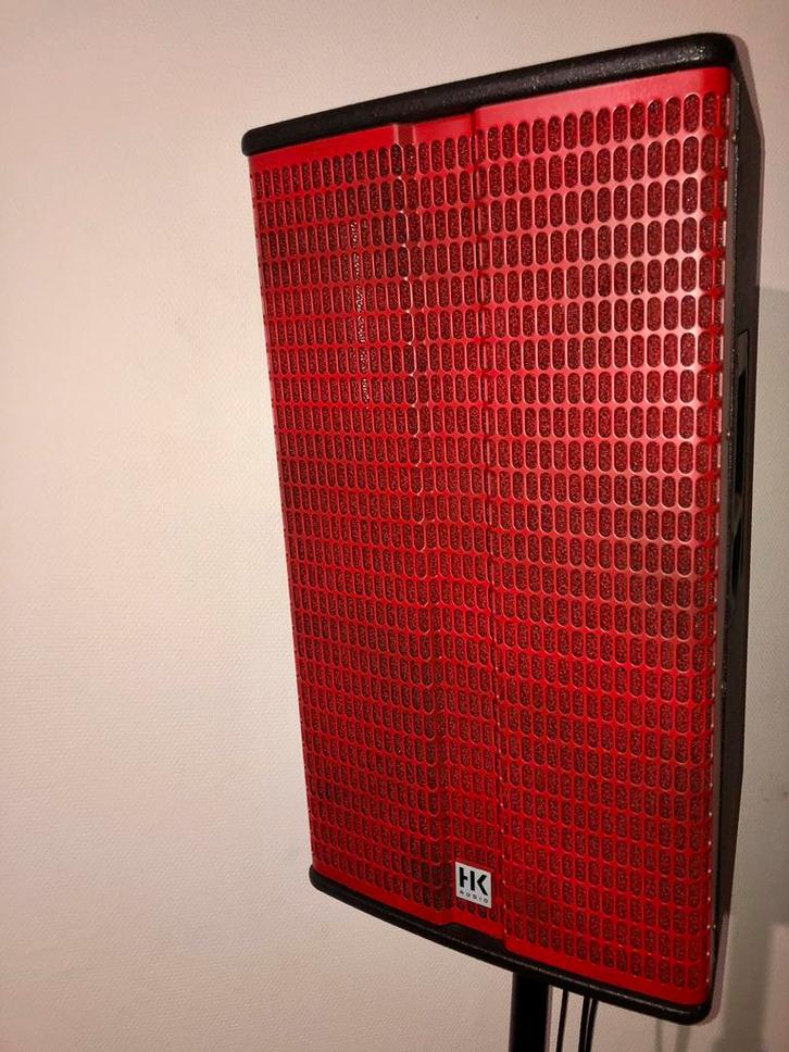 HK Audio Linear 3 L3 112FA, Audio, Tv en Foto, Luidsprekerboxen, Zo goed als nieuw, Ophalen
