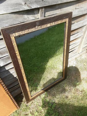 Houten spiegel !  Moet weg opruiming  !! beschikbaar voor biedingen