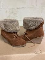 Dames Winterlaarsjes in daim, Enlèvement, Comme neuf, Boots et Botinnes