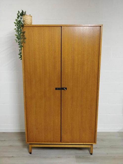 Vintage midcentury kleerkast MDK, Huis en Inrichting, Kasten | Kleerkasten, Metaal, Ophalen