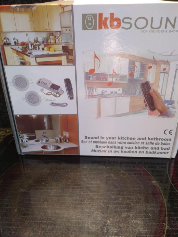 Radio-ontvanger + 2 luidsprekers die in een plafond kunnen w, Audio, Tv en Foto, Radio's, Radio, Ophalen of Verzenden