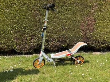 Space scooter beschikbaar voor biedingen