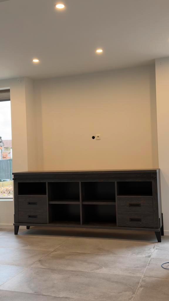 Donker houten dressoir – 220 cm – moderne look, Maison & Meubles, Armoires | Dressoirs, Comme neuf, 25 à 50 cm, Avec tiroir(s)