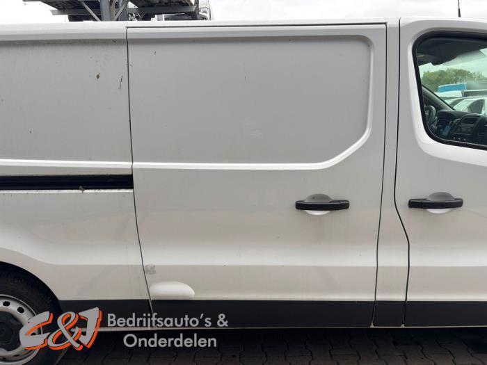 Porte coulissante droite d'un Renault Trafic (OV369), Autos : Pièces & Accessoires, Carrosserie & Tôlerie, Porte, Renault, Utilisé