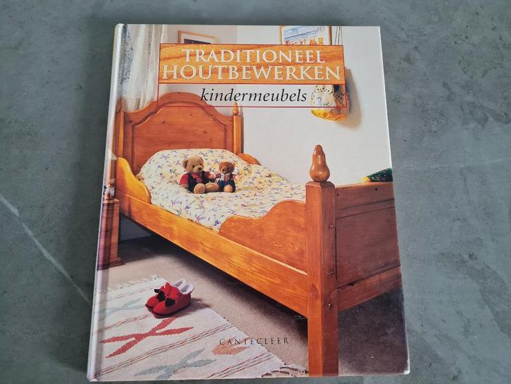 Traditioneel houtbewerken - kindermeubels, Boeken, Hobby en Vrije tijd, Houtbewerking, Ophalen of Verzenden