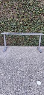 Bureau IKEA - enkel het onderstel, zonder tafelblad, Enlèvement, Utilisé, Bureau