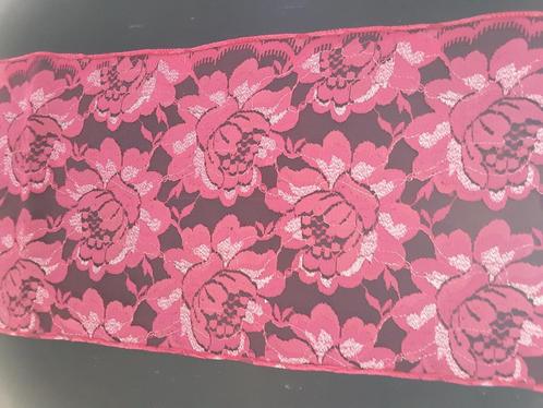 foulard - écharpe rose vif ajouré et fil argenté 160 x 20 cm, Vêtements | Femmes, Bonnets, Écharpes & Gants, Neuf, Écharpe, Enlèvement ou Envoi