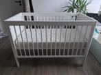 Babybed 120x60 Troll wit + matras, Sommier à lattes, Moins de 70 cm, Enlèvement, Utilisé