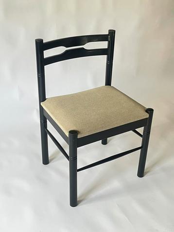 Set van 6 vintage brutalist stoelen jaren 70s beschikbaar voor biedingen