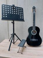 Guitaar + muziekstandaard + voetsteun, Muziek en Instrumenten, Snaarinstrumenten | Gitaren | Akoestisch, Ophalen