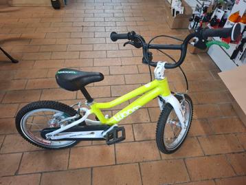 Woom 2 lime beschikbaar voor biedingen