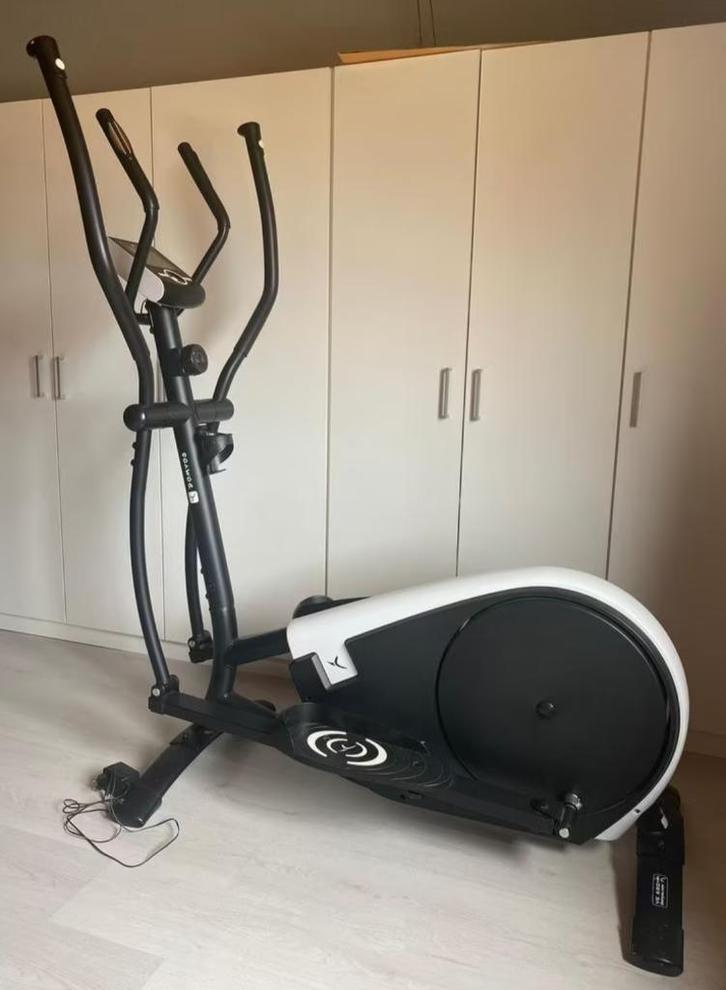 Domyos crosstrainer VE 680, Sport en Fitness, Fitnessapparatuur, Zo goed als nieuw, Crosstrainer, Armen, Benen, Borst, Buik, Rug