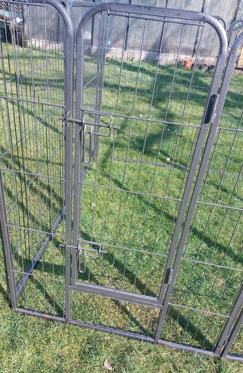 Hondenren puppyren 8 panelen, Dieren en Toebehoren, Vogels | Hokken en Kooien, Zo goed als nieuw, Ophalen of Verzenden