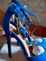 Cobalt blauwe stiletto's maat 38, Kleding | Dames, Ophalen of Verzenden, Zo goed als nieuw