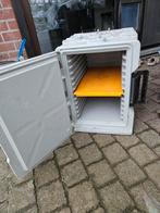 Thermobak om maaltijden te vervoeren., Ophalen