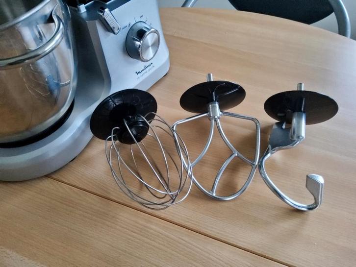 Keukenrobot moulinex, Elektronische apparatuur, Keukenmixers, Zo goed als nieuw, 4 liter of meer, 3 snelheden of meer, Ophalen