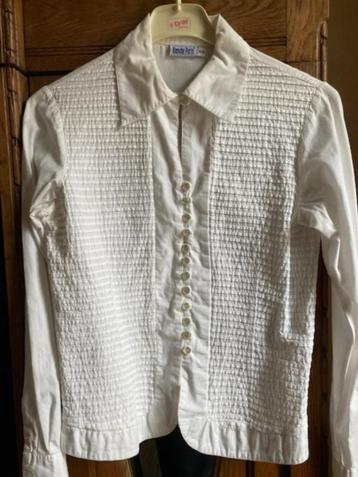 Gekleede blouse met knoopjes en plooitjes beschikbaar voor biedingen