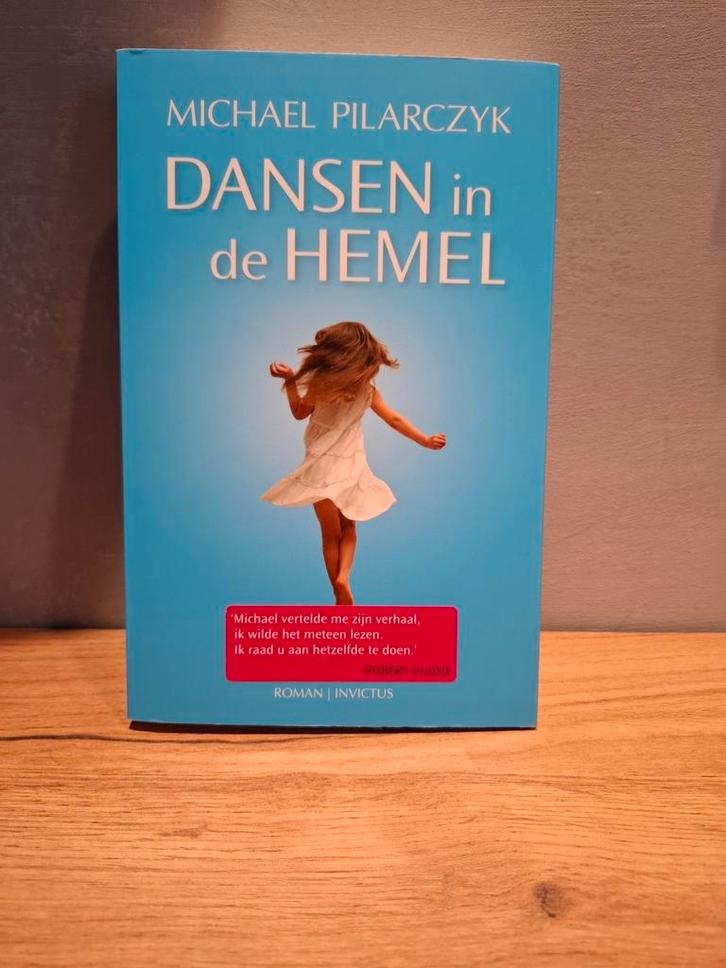 Michael Pilarczyk - Dansen in de hemel, Boeken, Literatuur, Zo goed als nieuw, Ophalen of Verzenden