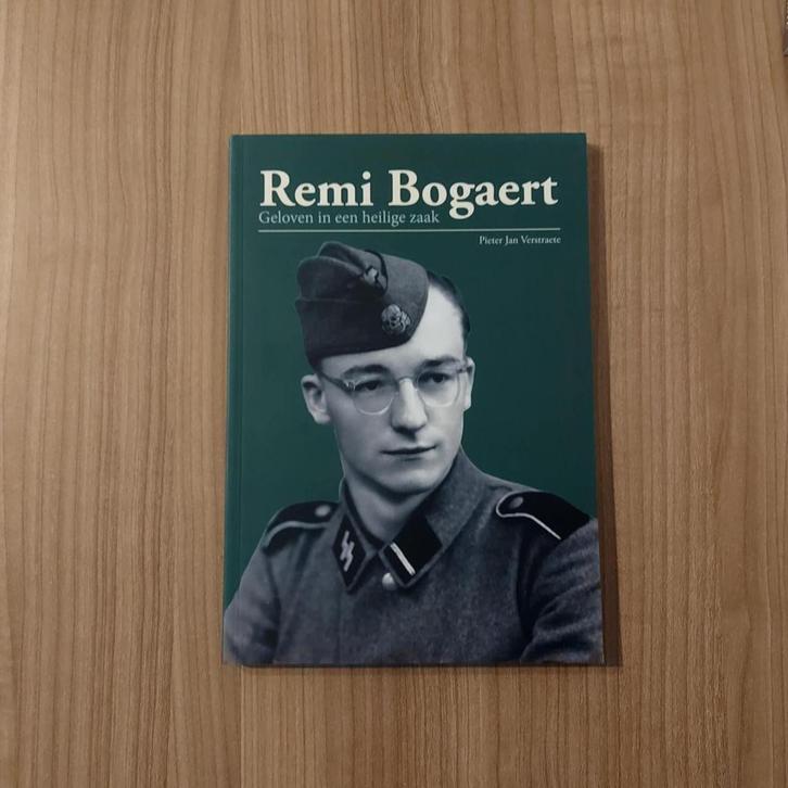 Boek Oostfronter Remi Bogaert -  Oostfrontersreeks nr 11, Verzamelen, Militaria | Tweede Wereldoorlog, Landmacht, Boek of Tijdschrift