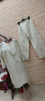 Ensemble maat l 50cm van oksel tot oksel, Enlèvement ou Envoi, Comme neuf