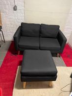 Petit canapé 2 places avec repose pied, Huis en Inrichting, Zetels | Zetels, Ophalen, Gebruikt, Minder dan 75 cm, Tweepersoons