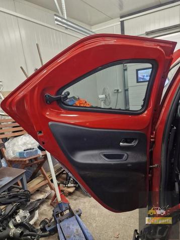 LINKER ACHTERPANEEL TOYOTA AYGO X 2022 - 2024 beschikbaar voor biedingen