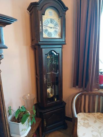 À vendre pour cause de décès (HORLOGE) en parfait état, Enlèvement