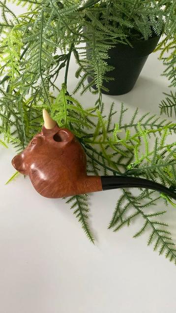  Pipe  sculpter  en bois de bruyère  beschikbaar voor biedingen