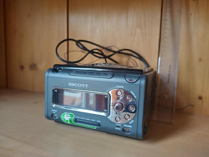 Wekker - Scott CDX 700 (beschadigde cd-speler), Elektronische apparatuur, Wekkers, Gebruikt, Digitaal, Ophalen of Verzenden