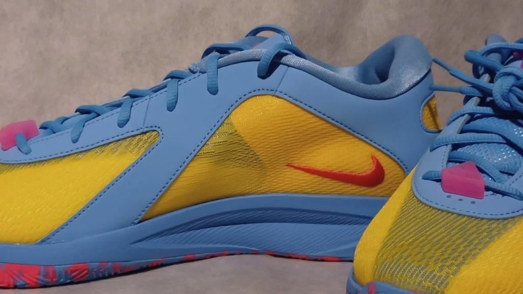 Nike Giannis Freak 6 - Maat 44 - Nieuw - #19#, Kleding | Heren, Schoenen, Overige kleuren, Nike, Nieuw, Ophalen of Verzenden