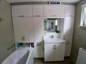  Complete badkamer  beschikbaar voor biedingen