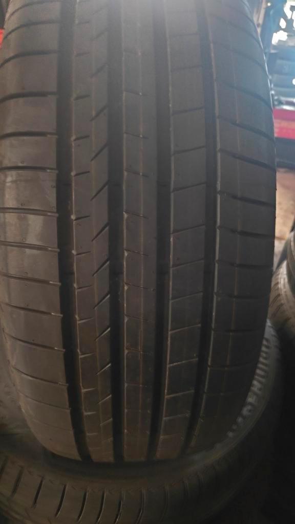 255/55r19 Bridgestone 80€ per stuk met montage 25555r19, Auto-onderdelen, Besturing, Ophalen