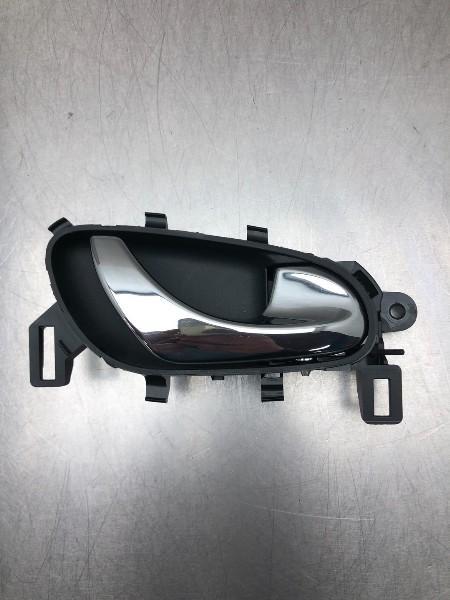 PORTIERGREEP BUITEN RECHTS ACHTER Nissan Qashqai (J11), Auto-onderdelen, Carrosserie, Nissan, Achter, Rechts, Gebruikt