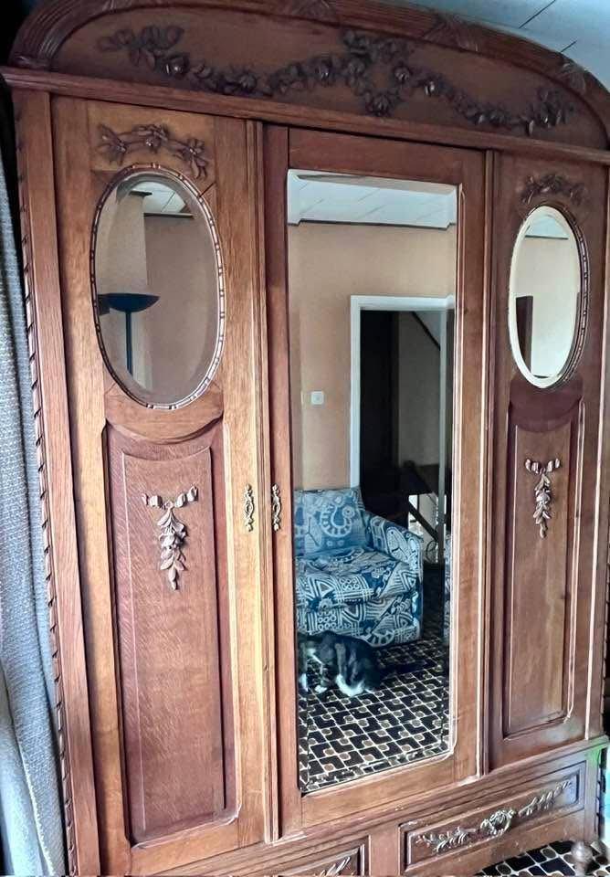 Chambre ancienne style Louis XVI  1925 - 1940, Antiquités & Art, Antiquités | Meubles | Armoires, Enlèvement