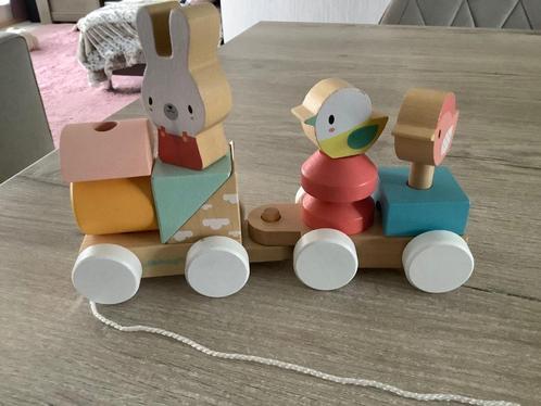 Houten speelgoed trein met characters (15x20 cm), Kinderen en Baby's, Speelgoed | Houten speelgoed, Zo goed als nieuw, Duw- of Trekspeelgoed