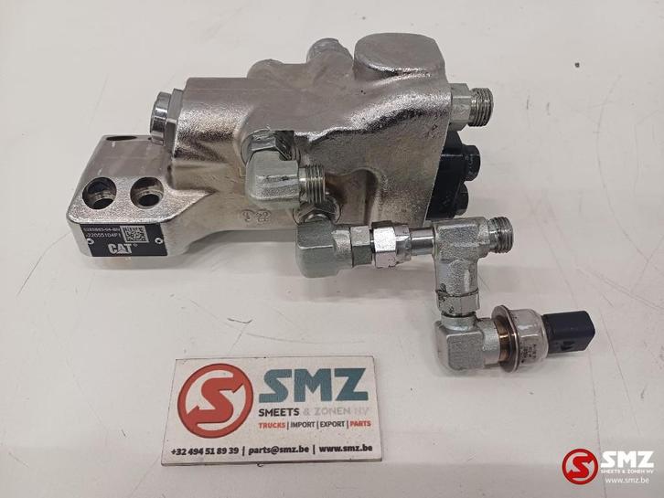 Valve check and relief Caterpillar, Articles professionnels, Machines & Construction | Pièces