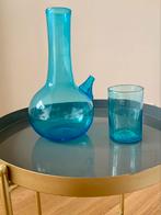 Carafe bleue en verre soufflé artisanal- recyclé ( Liban), Maison & Meubles, Neuf, Verre