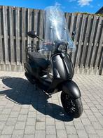 Vespa sprint A klasse Notte, Fietsen en Brommers, Scooters | Vespa, Ophalen, Klasse A (25 km/u)