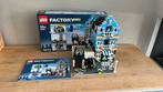 Lego factory 10190 market street modular, Ophalen, Zo goed als nieuw, Complete set, Lego