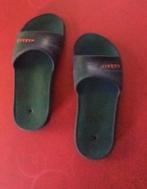 Badslippers Nabaiji kind M33-34, Enfants & Bébés, Maillots de bain pour enfants, Nabaiji, Garçon ou Fille, Enlèvement ou Envoi