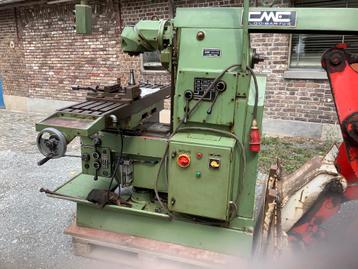 Freesmachine beschikbaar voor biedingen