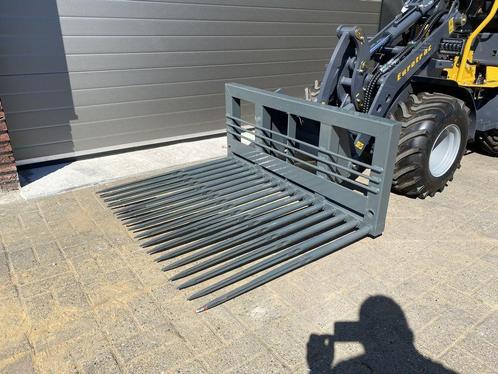 tegelriek 130 cm NIEUW (giant / eurotrac aansluiting), Zakelijke goederen, Machines en Bouw | Onderdelen