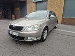 SKODA OCTAVIA 1.6tdi GEKEURD VOOR VERKOOP, Auto's, Voorwielaandrijving, Stof, Zwart, 4 cilinders
