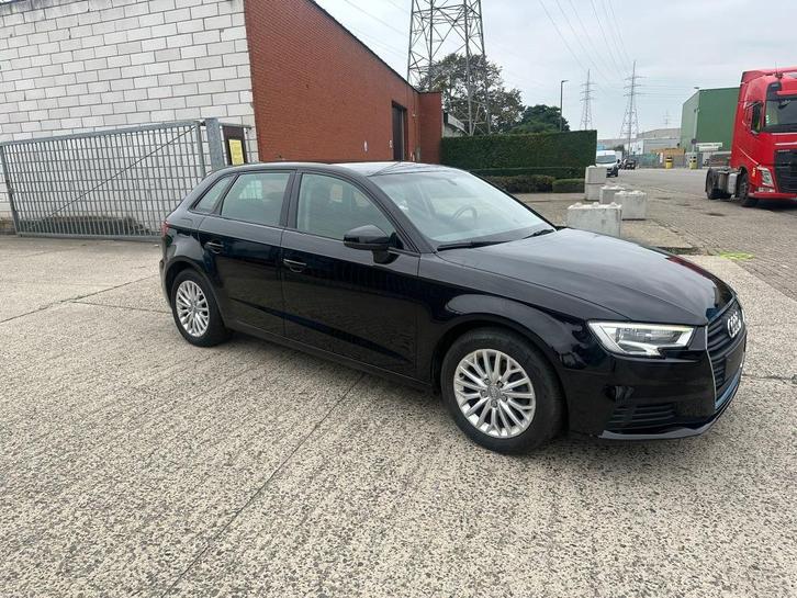 AUDI A3 1.5 TFSI, Auto's, Audi, Particulier, A3, ABS, Airbags, Alarm, Boordcomputer, Cruise Control, Keyless entry, Lichtmetalen velgen