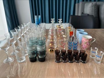 Lot de 80 verres beschikbaar voor biedingen